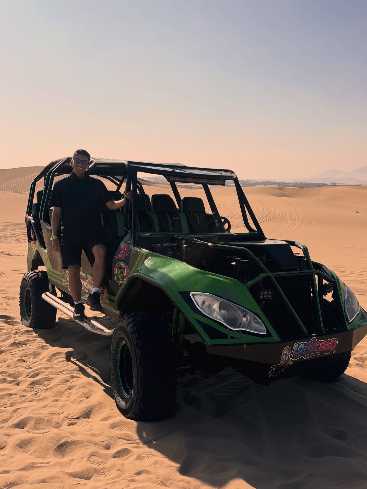 Foto de un visitante del tour por Huacachina